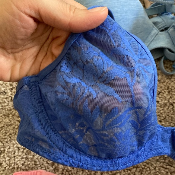 34A Gap Bra Bundle of 3 Includes Victoria Secret Strapless - Picture 4 of 8